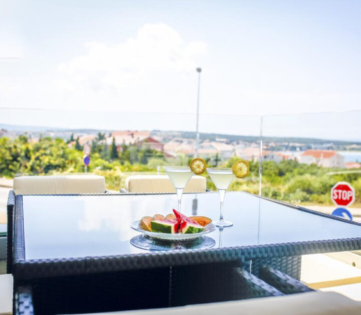 Premium Pool Apartment