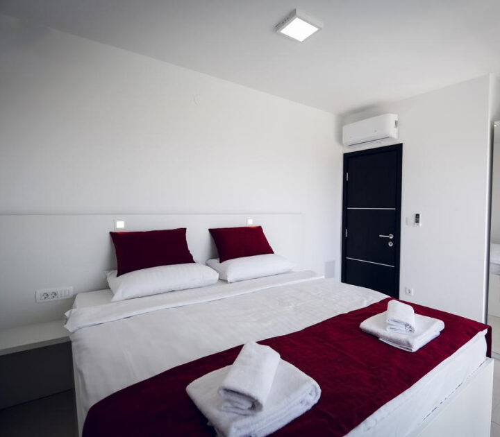 Premium Pool Apartment